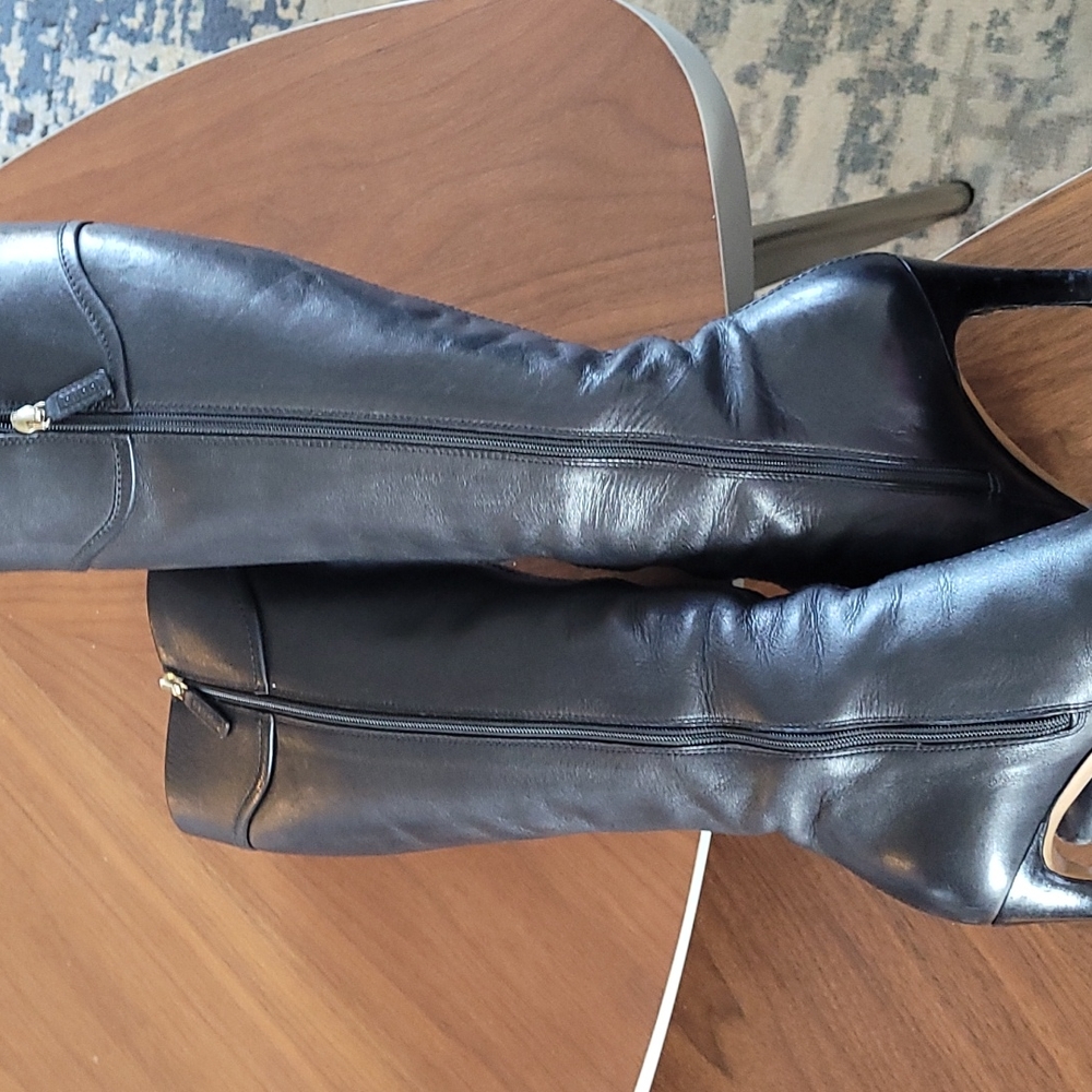 Gucci knee high leather boots - Picture 13 of 15
